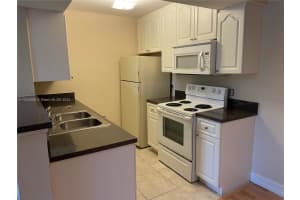 10441 SW 156th Ct APT 429, Miami, FL 33196, Sold 07/08/22