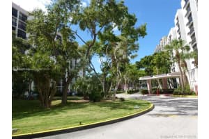 16919 N Bay Rd APT 903, Sunny Isles Beach, FL 33160, Sold 07/15/22