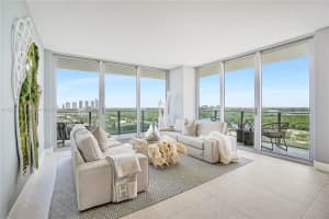 16385 Biscayne Blvd #1621, North Miami Beach, FL 33160, Sold 11/04/24
