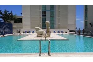 325 S Biscayne Blvd #2920, Miami, FL 33131, Sold 07/11/22