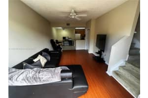 2027 SE 10th Ave, Fort Lauderdale, FL 33316, Sold 11/03/22
