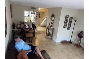 9363 Fontainebleau Blvd h 220, Miami, FL 33172, Sold 07/06/22