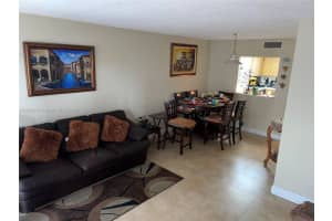 9363 Fontainebleau Blvd h 220, Miami, FL 33172, Sold 07/06/22