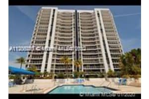 3600 Yacht Club Dr, Aventura, FL 33180, Sold 11/23/22