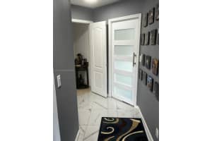 520 Montclaire Dr, Weston, FL 33326, Sold 07/21/22