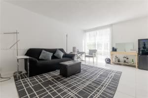 17570 Atlantic Blvd APT 310, Sunny Isles Beach, FL 33160, Sold 08/02/22