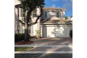 7753 NW 17th Ct, Pembroke Pines, FL 33024, Sold 01/25/23