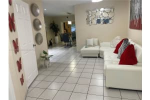 3840 W 10th Dr, Hialeah, FL 33012, Sold 08/31/22