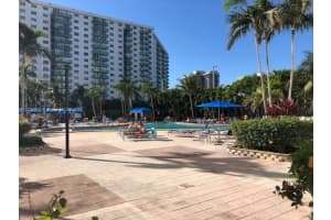 19370 Collins Ave APT 1227, Sunny Isles Beach, FL 33160, Sold 08/29/22
