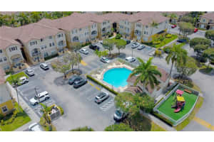 8964 W Flagler St APT 217, Miami, FL 33174, Sold 09/01/22