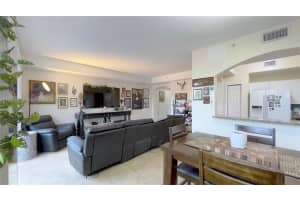 8964 W Flagler St APT 217, Miami, FL 33174, Sold 09/01/22