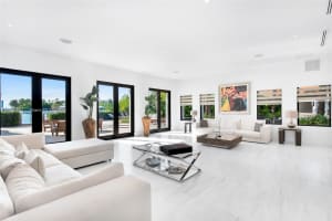 2700 N Bay Rd, Miami Beach, FL 33140, Sold 06/07/23
