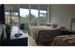 10275 Collins Ave APT 330, Bal Harbour, FL 33154, Sold 07/29/22