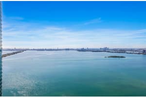 650 NE 32nd St, Miami, FL 33137, Sold 12/06/22