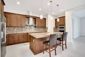 914 SW 113th Way, Pembroke Pines, FL 33025, Sold 06/21/22