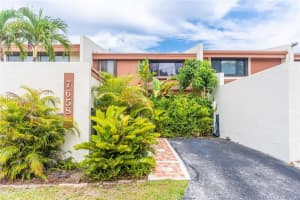 7658 SW 105th Pl, Miami, FL 33173, Sold 10/19/22