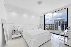 5300 NW 85th Ave APT 1703, Doral, FL 33166, Sold 07/19/22