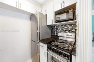 3030 Collins Ave #1f, Miami Beach, FL 33140, Sold 07/22/22