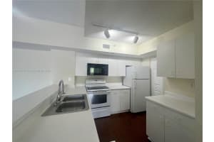 2600 S University Dr, Davie, FL 33328, Sold 06/21/22