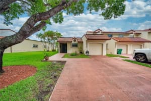 6359 NW 190th Terrace, Hialeah, FL 33015, Sold 07/29/22