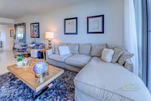 601 NE 36th St APT 2503, Miami, FL 33137, Sold 07/05/22