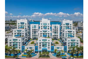 7600 Collins Ave APT 404, Miami Beach, FL 33141, Sold 06/24/22