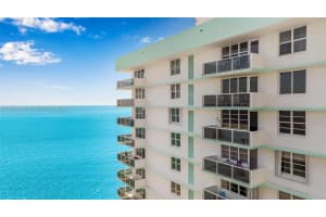3725 S Ocean Dr APT 1503, Hollywood, FL 33019, Sold 07/29/22