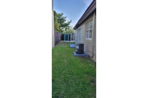 8532 NW 196th Terrace, Hialeah, FL 33015, Sold 06/22/22