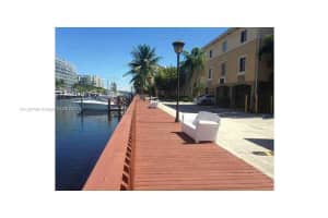 2965 NE 185th St, Miami, FL 33180, Sold 12/08/22