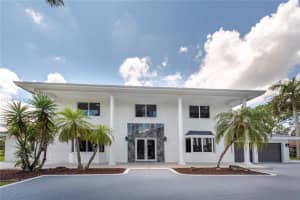 11824 Green Oak Dr, Davie, FL 33330, Sold 10/21/22