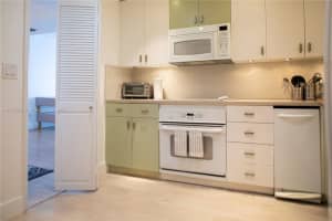 3 Grove Isle Dr C705, Miami, FL 33133, Sold 08/23/22