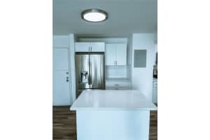 310 Fontainebleau Blvd APT 204, Miami, FL 33172, Sold 08/17/22