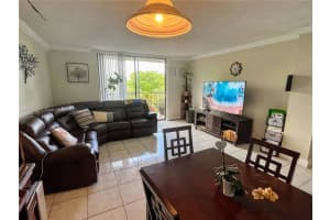 8650 SW 133rd Avenue Rd APT 417, Miami, FL 33183, Sold 07/13/22