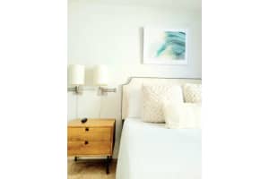 5225 Collins Ave, Miami, FL 33140, Sold 10/28/22