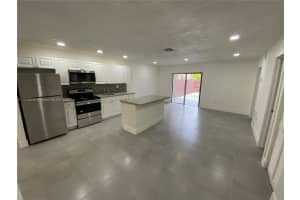 19580 NW 55th Cir Pl, Miami Gardens, FL 33055, Sold 07/08/22