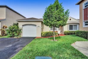 11832 NW 13th St, Pembroke Pines, FL 33026, Sold 07/15/22