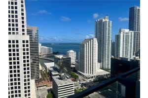 68 SE 6th St Apt 2801, Miami, FL 33131, Sold 08/10/22