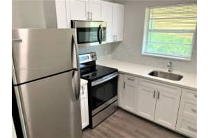 1301 N 12th Ct #11b, Hollywood, FL 33019, Sold 06/21/22