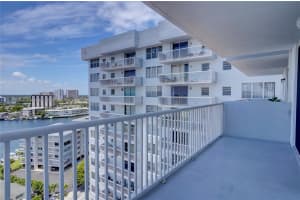 137 Golden Isles Dr, Hallandale Beach, FL 33009, Sold 11/23/22