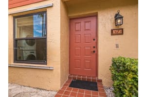 1425 NW 97th Terrace #318, Pembroke Pines, FL 33024, Sold 07/28/22