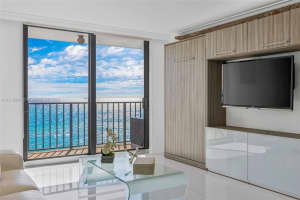 2625 Collins Ave APT 1005, Miami Beach, FL 33140, Sold 08/03/22