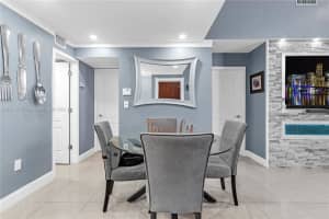 2760 W 62nd Pl APT 202, Hialeah, FL 33016, Sold 09/07/22