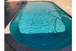 16275 SW 81st St, Miami, FL 33193, Sold 07/01/22