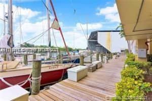 2415 NW 16th St Rd APT 310, Miami, FL 33125, Sold 09/15/22