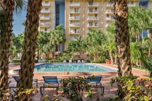 4550 NW 9th St APT 315E, Miami, FL 33126, Sold 08/05/22