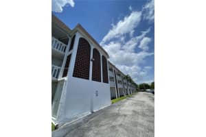 400 SE 10th St APT 101, Deerfield Beach, FL 33441, Sold 10/28/22