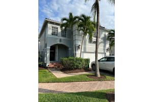 3008 NE 210th St, Aventura, FL 33180, Sold 09/14/22