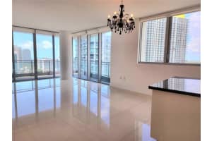 92 SW 3rd St, Miami, FL 33130, Sold 01/31/23
