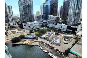 92 SW 3rd St, Miami, FL 33130, Sold 01/31/23