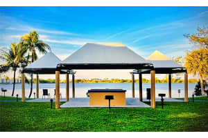 15525 Miami Lakeway N, Hialeah, FL 33014, Sold 10/20/22